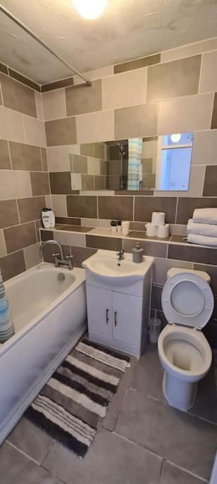 Private 2 Bed Flat Close To Excel & City Airport Londres Extérieur photo